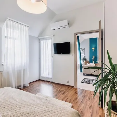 Appartement Monarchia Grand *