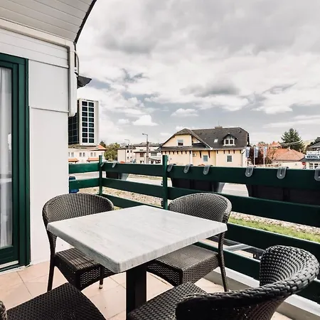 Monarchia Grand Mosonmagyaróvár