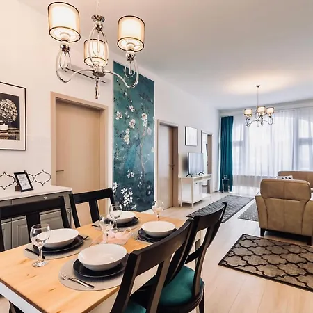 Monarchia Grand Apartment