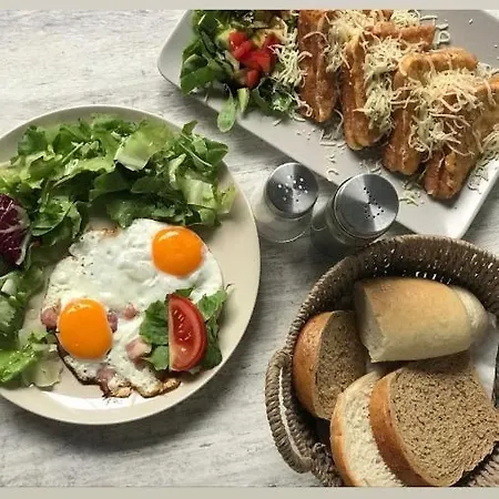 Monarchia Grand Appartement Mosonmagyaróvár