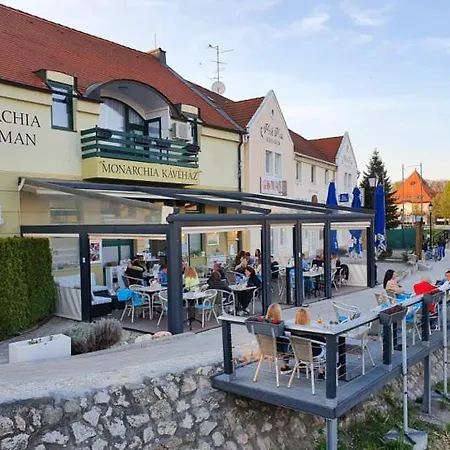 Monarchia Grand Appartement